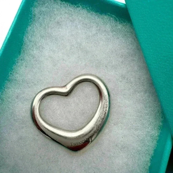 Tiffany & Co Open Heart Pendant - Picture 1 of 5